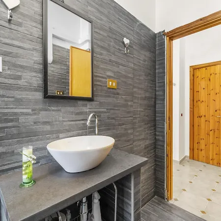 Holiday home Aventino *